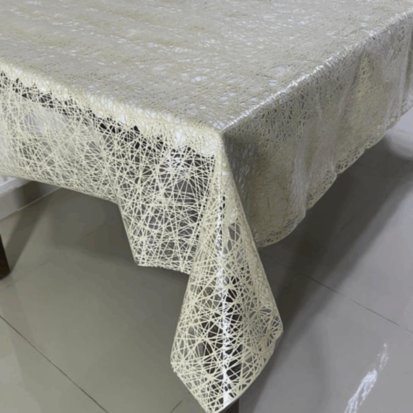 Beige Vinyl Tafelkleed met Kantlook – Waterdicht & Afneembaar – Luxe Design voor Eettafel of Feesttafel – 140x250 cm